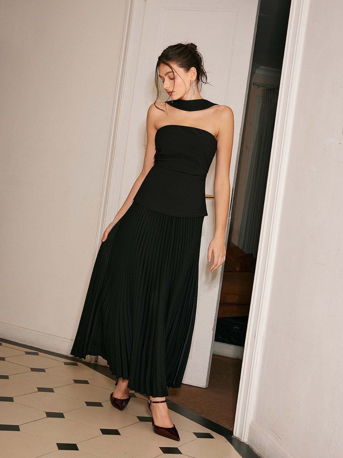 Crown Elara™ | Choker Design Pleated Panel Dress